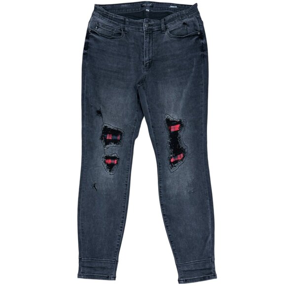 EUC Women's JUDY BLUE Rayann Buffalo Plaid Patch Jeans Faded Black | Size 14 W - Picture 4 of 13